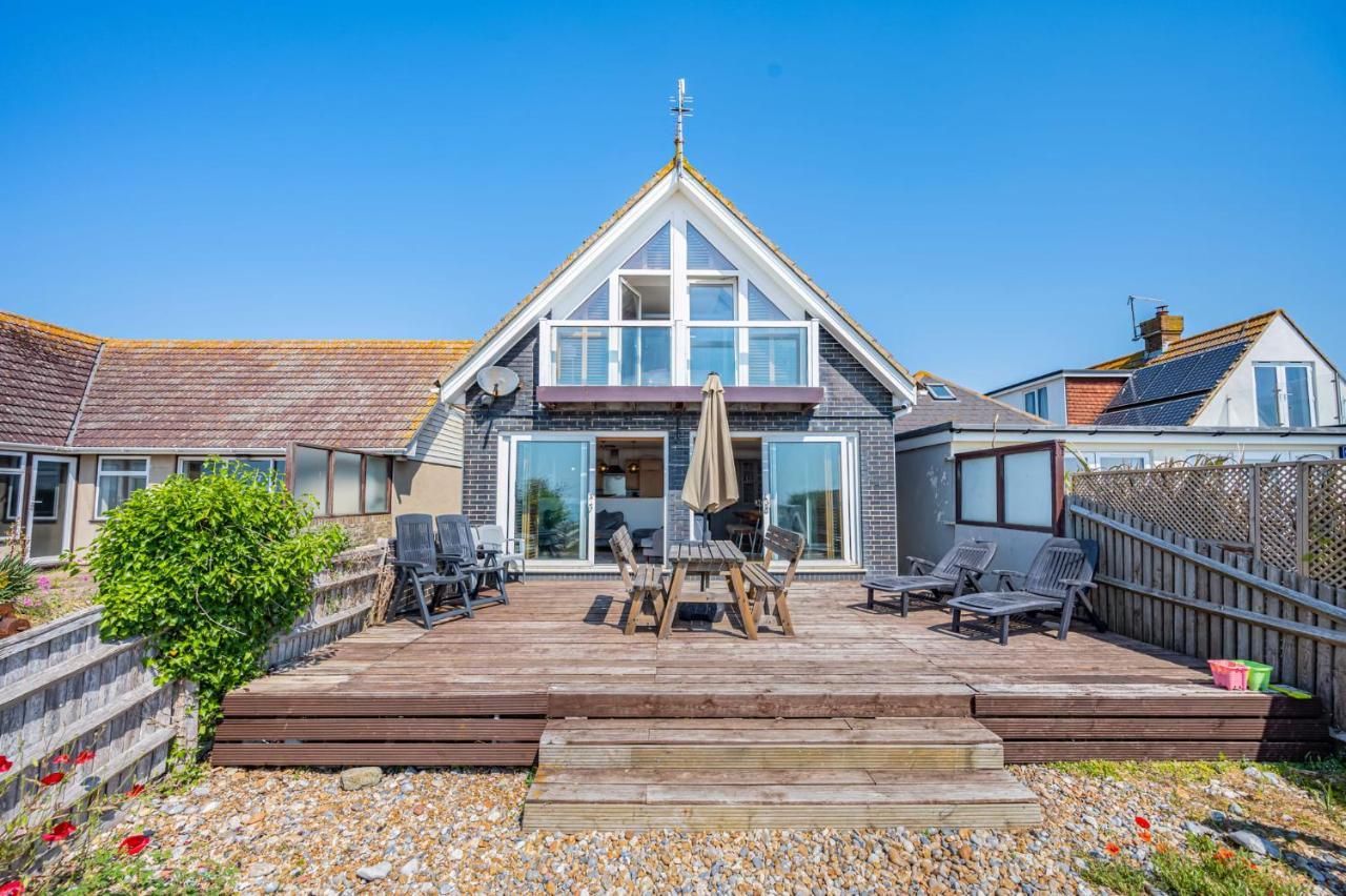 Pebble Paradise Beachfront Family Getaway Pevensey Exterior foto